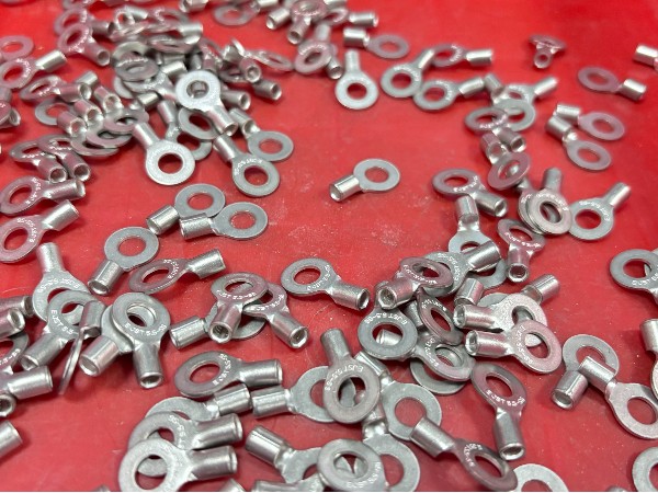 唯思特整列機：接線端子自動化精密排列與供料解決方案