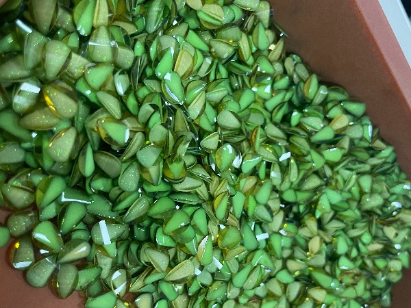 飾品行業(yè)零件自動整列案例