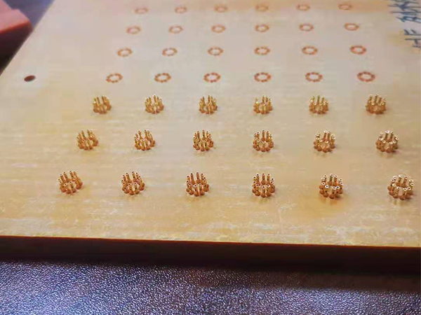 唯思特全自動整列機定制案例